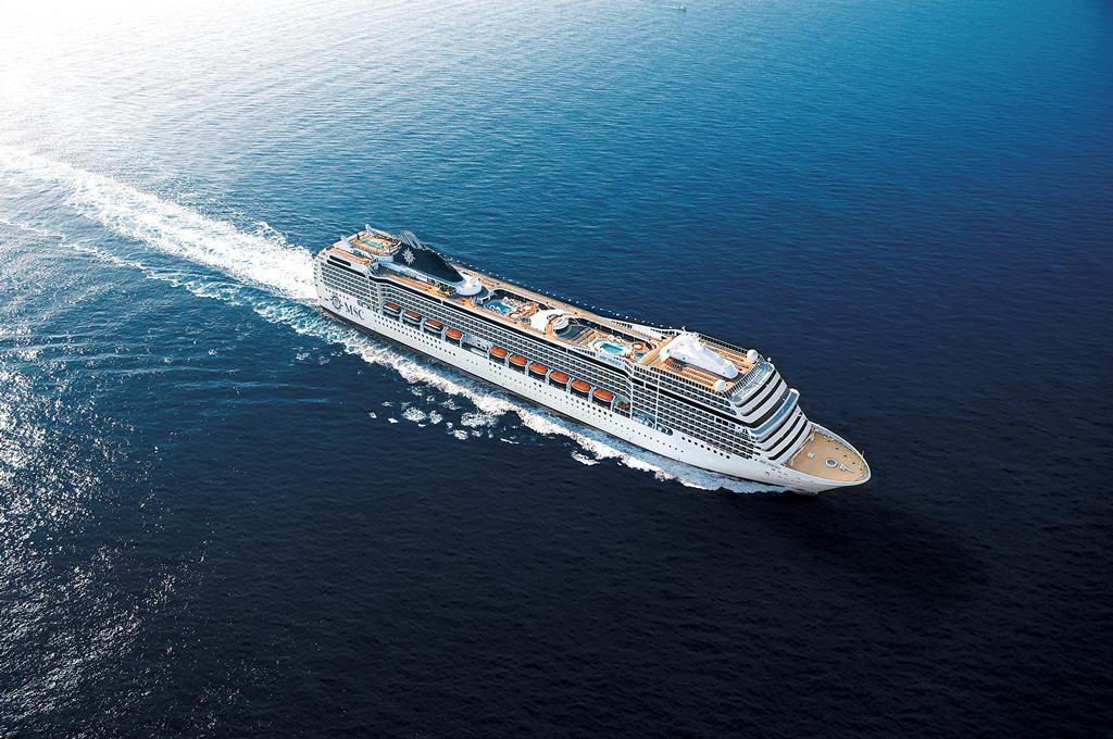 11-daagse cruise Aruba › Bonaire › Curacao › Dominicaanse Republiek › Jamaica › Kaaiman Eilanden › Verenigde Staten met onbekend cruiseschip – afbeelding 2