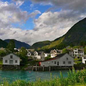 11-daagse cruise Noord Europa met Holland America Line Op De Zuiderdam Naar De Noorse Fjorden – afbeelding 1