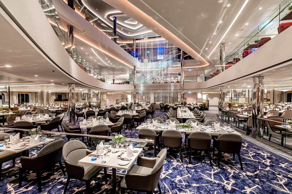 11-daagse cruise Noord Europa met Mein Schiff 1. Vanuit Kiel Zet Je Koers Naar Het Pittoreske Litouwse Klaipeda – afbeelding 4