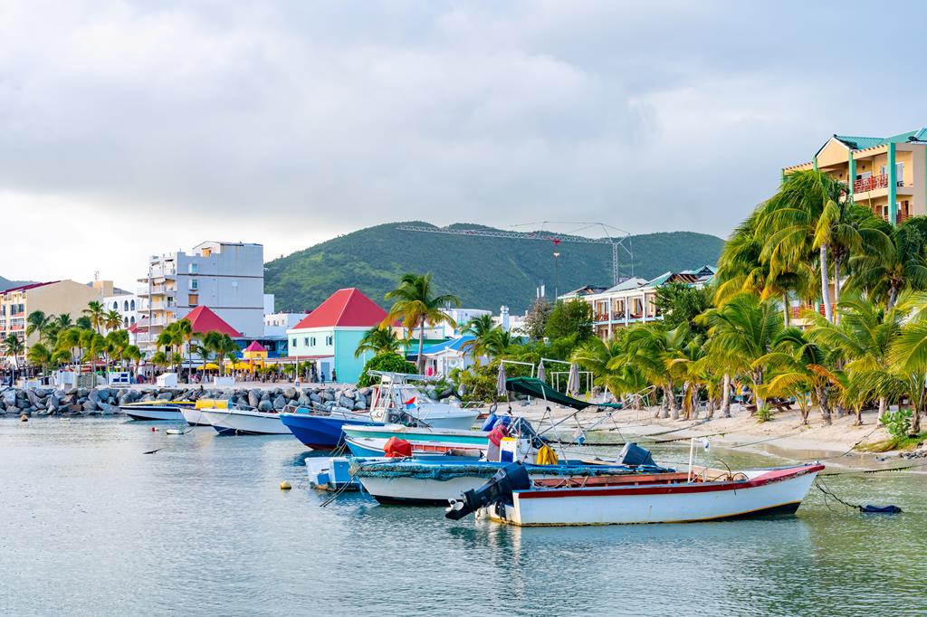 12-daagse cruise Amerikaanse Maagdeneilanden › Dominicaanse Republiek › St Maarten › Verenigde Staten met Celebrity Xcel. Proef Verfijnde Gerechten In Diverse Restaurants. Ontspan Bij Het Zwembad Of In De Wellness. Laat Je – afbeelding 1