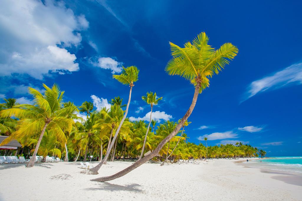 15-daagse cruise Antigua En Barbuda › Aruba › Bonaire › Britse Maagdeneilanden › Curacao › Dominicaanse Republiek met Mein Schiff 5 Geniet Je Van Luxe Accommodaties Met Prachtig Uitzicht Op Zee – afbeelding 1