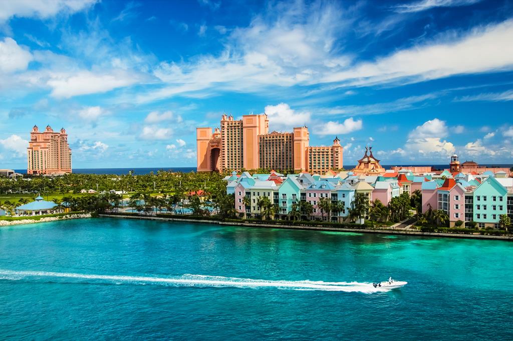8-daagse cruise Bahamas › Dominicaanse Republiek › Verenigde Staten met Msc Grandiosa En Begin Je Caribbean Avontuur Vanuit Port Canaveral. Zodra Het Schip De Haven Verlaat – afbeelding 1
