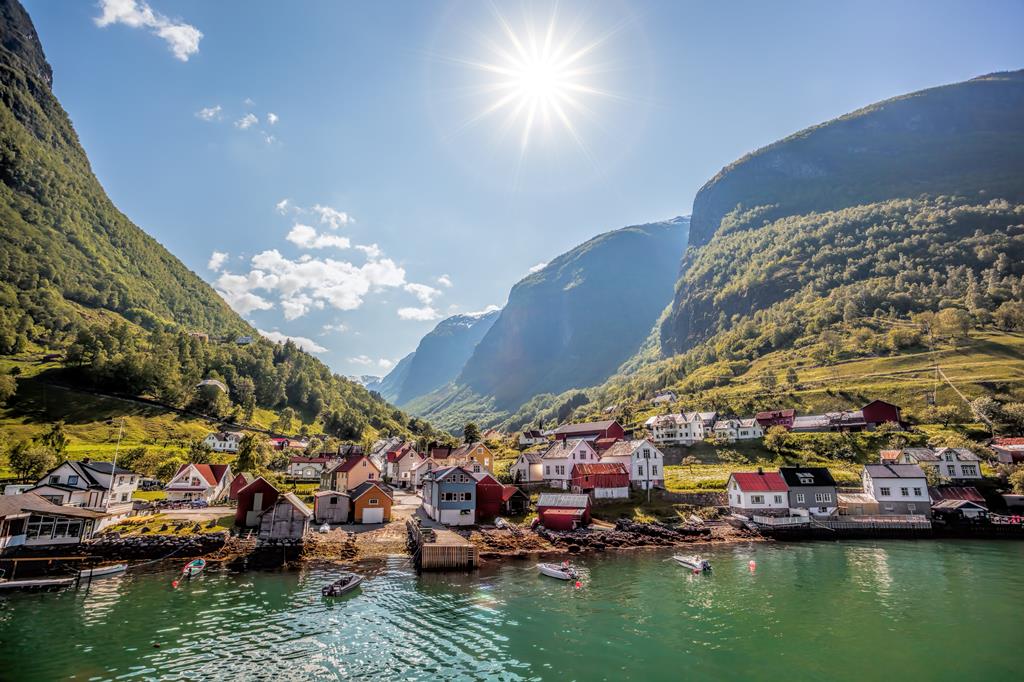 8-daagse cruise Noord Europa met Mein Schiff Flow Geniet Je Van Premium All Inclusive. Dat Betekent Heerlijke Maaltijden In Verschillende Restaurants – afbeelding 1