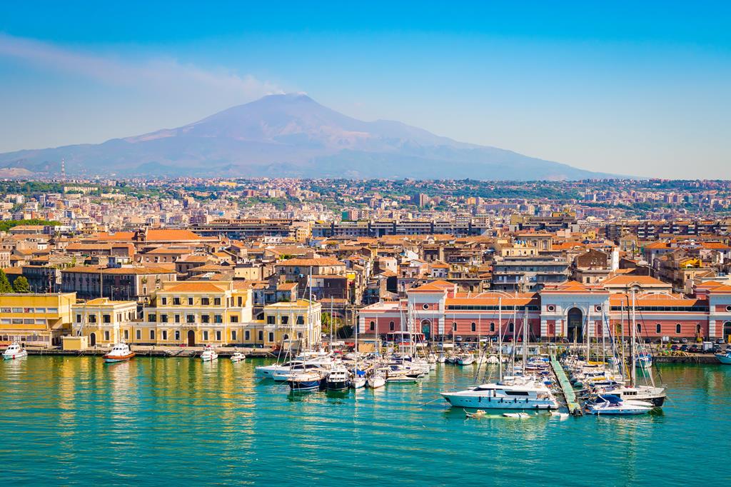 8-daagse cruise Oost Middellandse Zee met Norwegian Sun Ontdek Je De Mooiste Bestemmingen Van Zuid Europa. Verken Het Pittoreske Salerno En De Betoverende Amalfikust – afbeelding 3