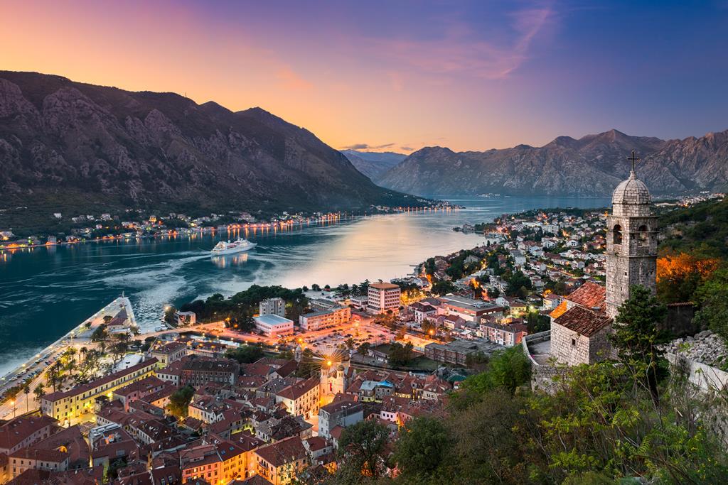 8-daagse cruise Oost Middellandse Zee met Norwegian Sun Ontdek Je De Mooiste Bestemmingen Van Zuid Europa. Verken Het Pittoreske Salerno En De Betoverende Amalfikust – afbeelding 5