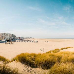 8-daagse cruise West Europa met Mein Schiff 3 En Ontdek Een Aantal Van De Mooiste Havensteden Van West Europa. Vanuit Bremerhaven Vaar Je Langs Bruisende Steden – afbeelding 1