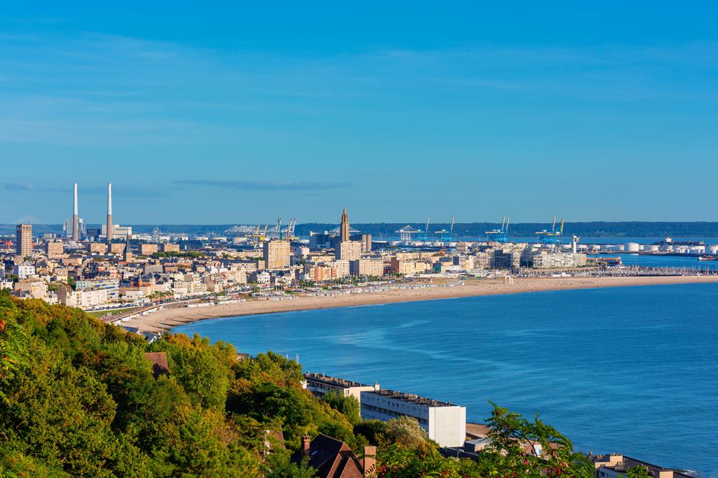 8-daagse cruise West Europa met Mein Schiff 3 En Ontdek Een Aantal Van De Mooiste Havensteden Van West Europa. Vanuit Bremerhaven Vaar Je Langs Bruisende Steden – afbeelding 3